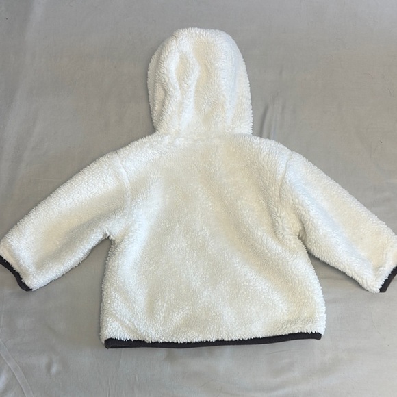 GAP Baby White Sherpa Fleece lined Jacket with Brown Trim - Picture 4 of 4